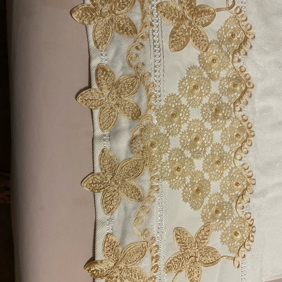 “Rebecca” towel  from Turkey - Picture 4 of 6